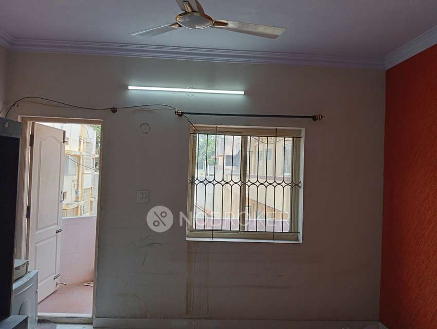 2 BHK Flat In Parvathi Elegance, Hebbal For Sale  In Hebbal