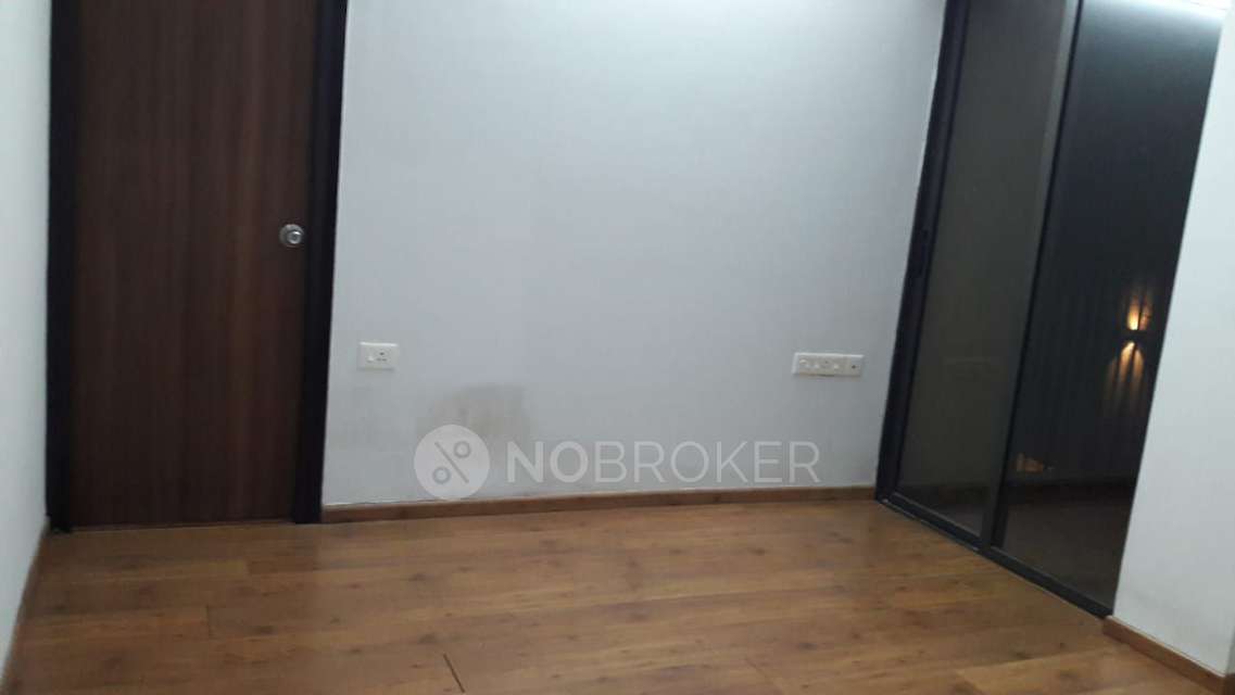 2 BHK Flat In Lodha Palava For Sale  In Casa Uno - L, Lakeshore Greens, Palava2