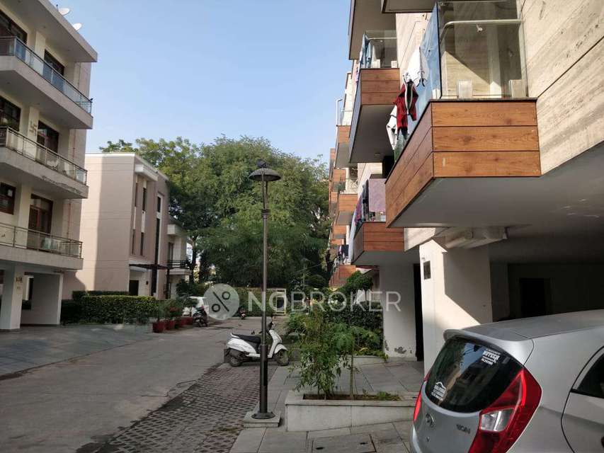 PG for Girls in New Industrial Township