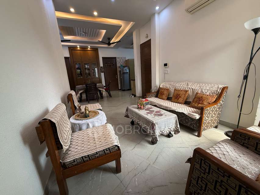 3 BHK Flat For Sale  In Sector 9