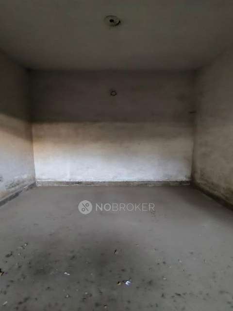 Office Space in Vasundhara Sector 16, Ghaziabad for sale 