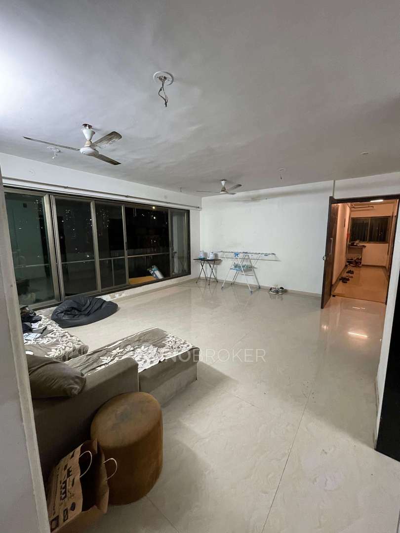 Shared Room for Male In 2 BHK  In Lashkaria Green Woods In Andheri West