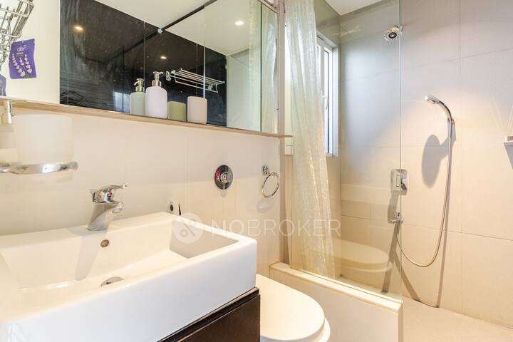 4 BHK Flat In 9 Jvpd For Sale  In Juhu