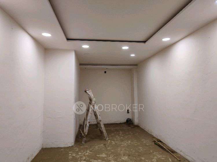 Shop in Rainbow Plaza , Pune for Rent 