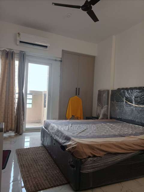 3 BHK Flat In Purvanchal Royal City Phase 2  For Sale  In Chi V