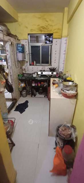 2 BHK Flat In Shiv Plaza For Sale  In Nalasopara East