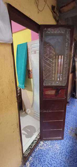 2 BHK Flat In Shiv Plaza For Sale  In Nalasopara East