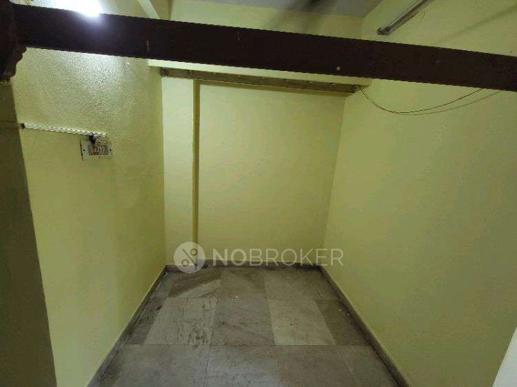 1 BHK Flat In Laxmi Nilayam, Narayanguda For Sale  In 26, Raja Bahadur Venkata Rama Reddy Rd, Chitrapuri Colony, Bagh Lingampalli, Narayanguda, Hyderabad, Telangana 500027, India