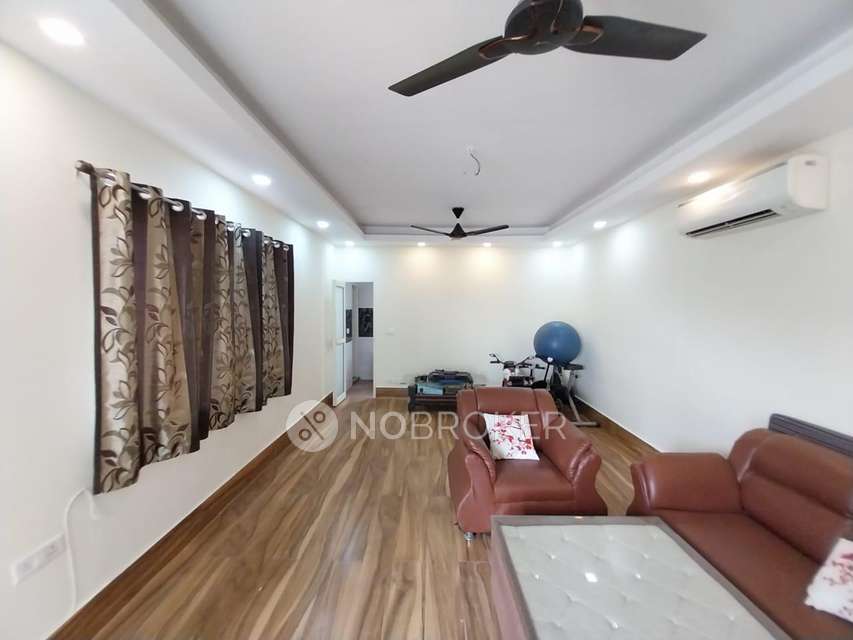 4+ BHK Flat In Vipul World  For Sale  In Sector 48