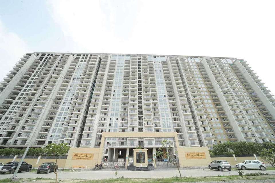 3 BHK Flat In Presidency Presithum For Sale  In Budh International Circuit.
