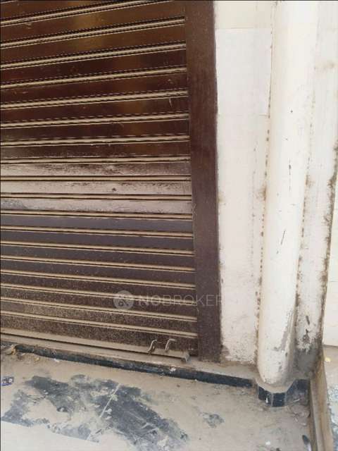 Godown/Warehouse in Nawada, Delhi for sale 