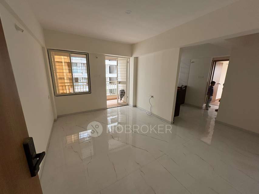 2 BHK Flat In Maithili Square for Rent  In Kiwale, Ravet