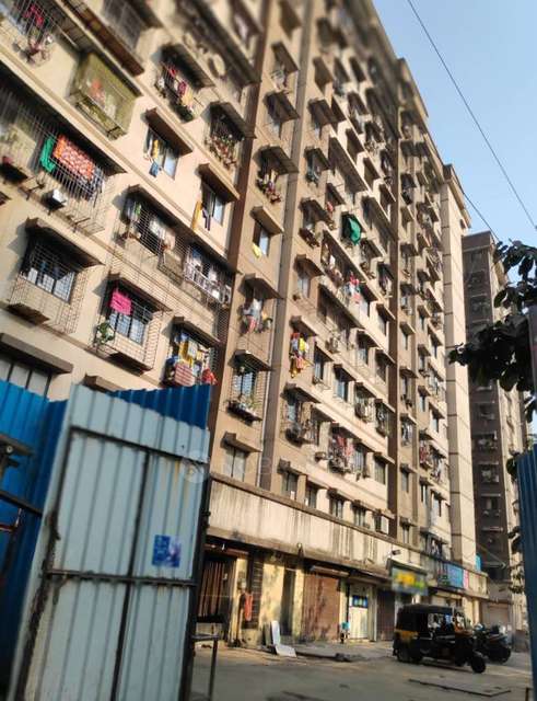 1 BHK Flat In Hou For Sale  In Kurla