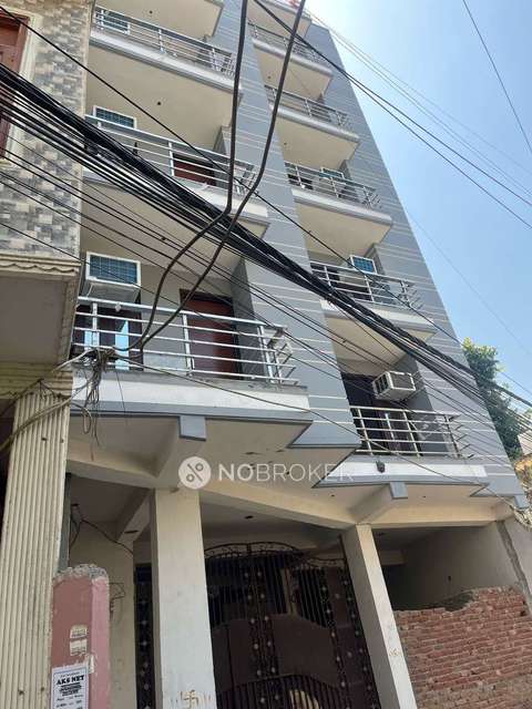 2 BHK Flat In Standalone Building  For Sale  In South Delhi 
