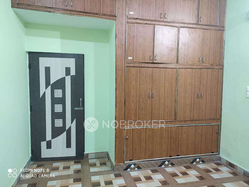 2 BHK Flat For Sale  In Dilshad Garden