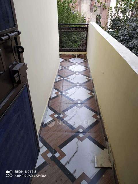 2 BHK Flat For Sale  In Dilshad Garden