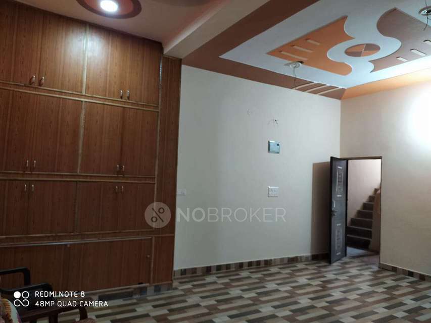 2 BHK Flat For Sale  In Dilshad Garden