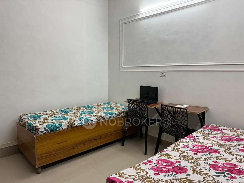 PG for Girls in Satya Niketan