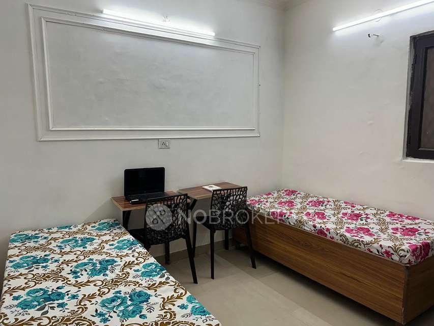 PG for Girls in Satya Niketan