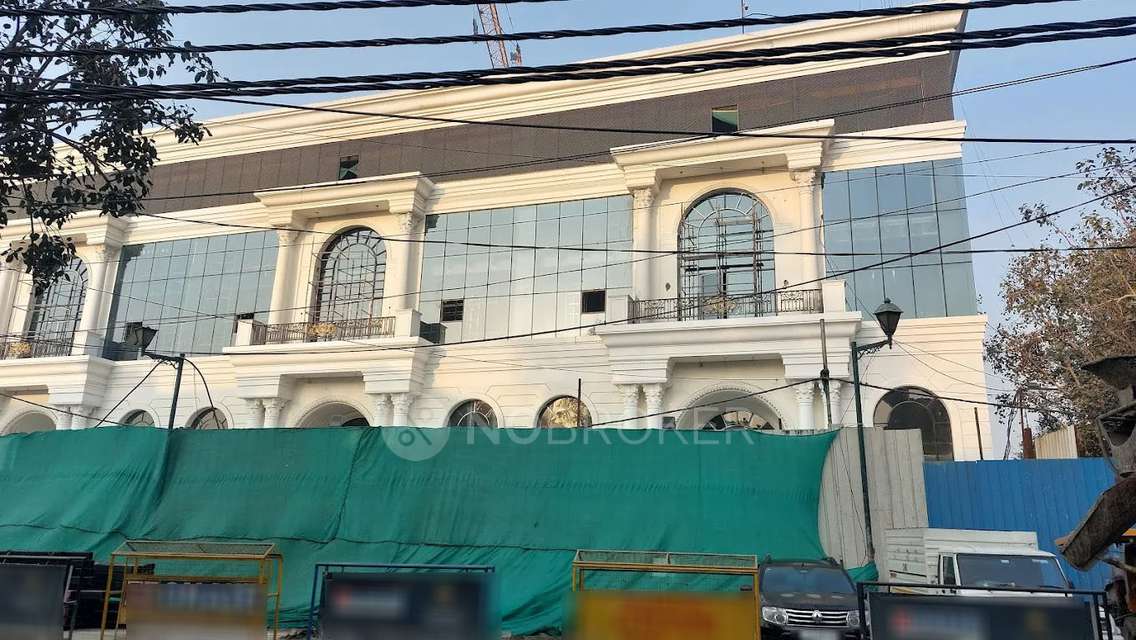 Shop in Chhippy Wada, Delhi for sale 