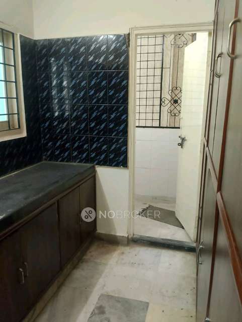 2 BHK Flat In Padmavathi Plaza, Chitra Layout For Sale  In Lb Nagar