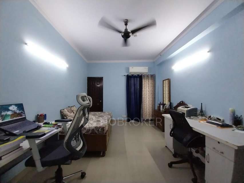 3 BHK Flat In Paramount Floraville, Sector 137 For Sale  In Sector 137