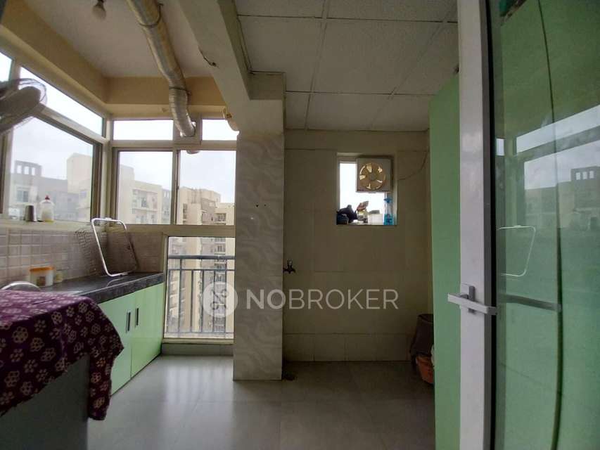 3 BHK Flat In Paramount Floraville, Sector 137 For Sale  In Sector 137