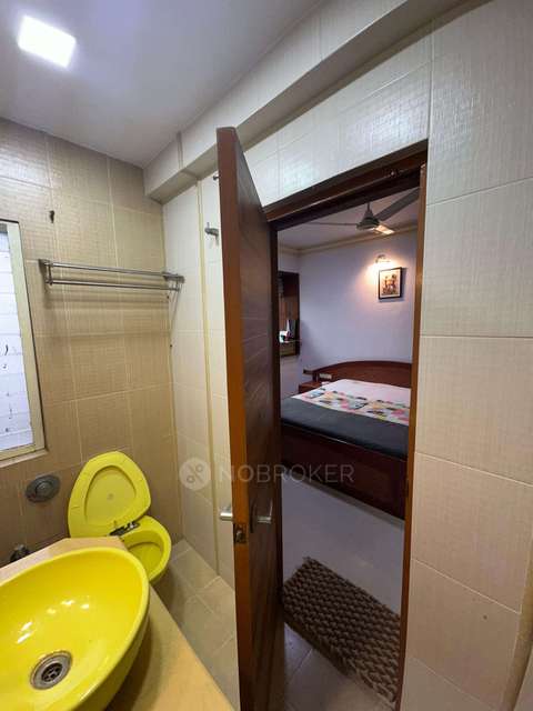 3 BHK Flat In Oberoi Gardens For Sale  In Kandivali East