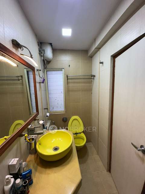 3 BHK Flat In Oberoi Gardens For Sale  In Kandivali East