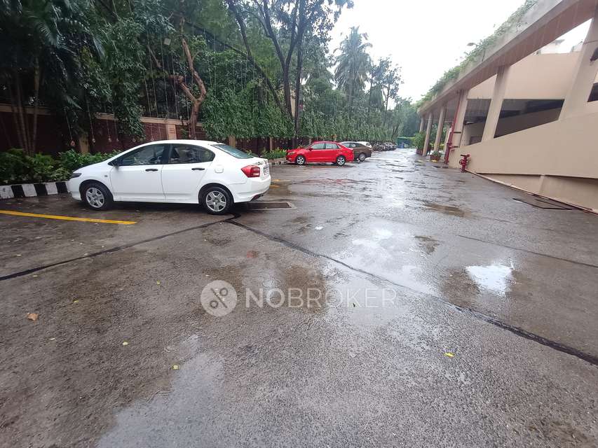 3 BHK Flat In Oberoi Gardens For Sale  In Kandivali East