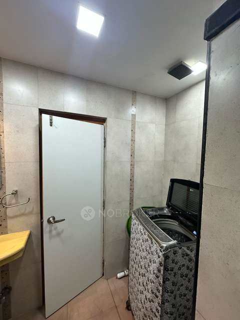 3 BHK Flat In Oberoi Gardens For Sale  In Kandivali East