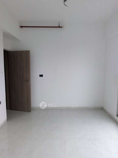 2 BHK Flat In Savvy Merushikhar For Sale  In Andheri East