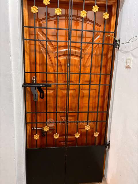 2 BHK Flat In East Star Apartment For Sale  In Aminjikarai