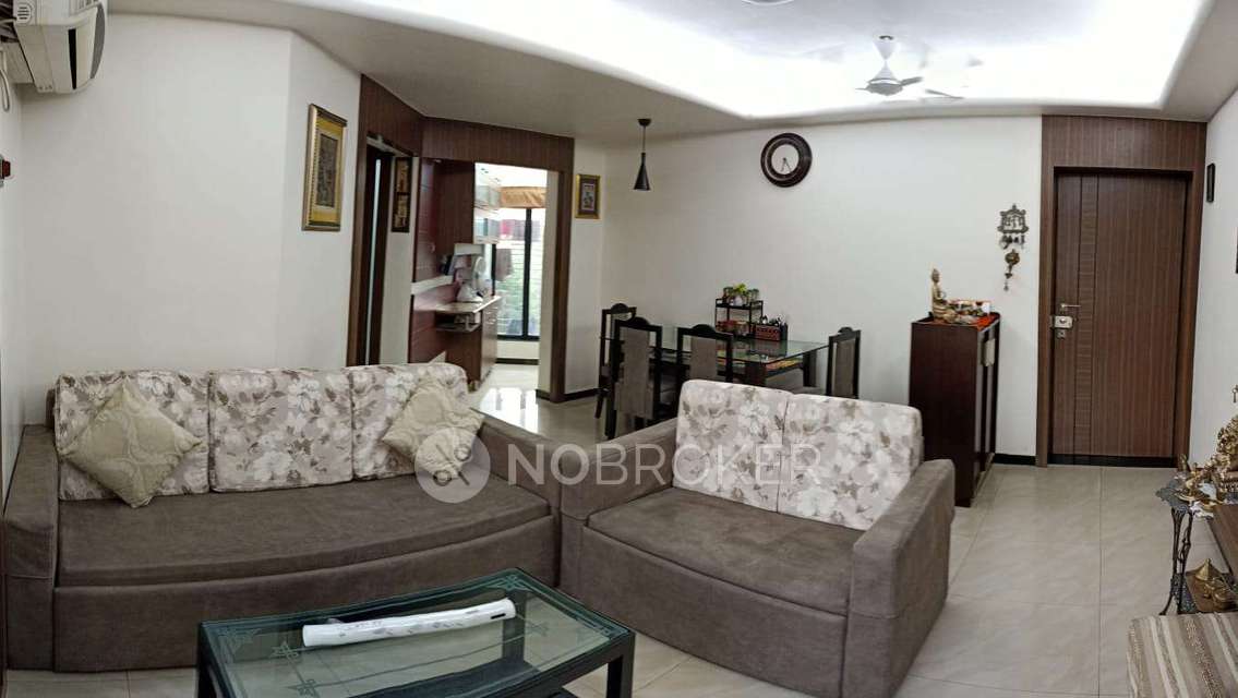 2 BHK Flat In Krushal Towers Apartment, Ghatkopar East For Sale  In Ghatkopar East