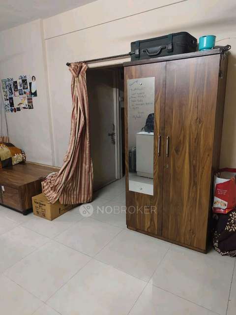 Single Room for Female In 1 BHK  In Bhagirathi Safalya Cooperative Housing Society In Irla, Vile Parle West