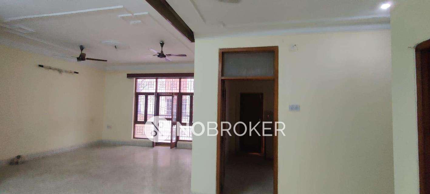 4+ BHK Flat In Bhavana Towers For Sale  In Somajiguda