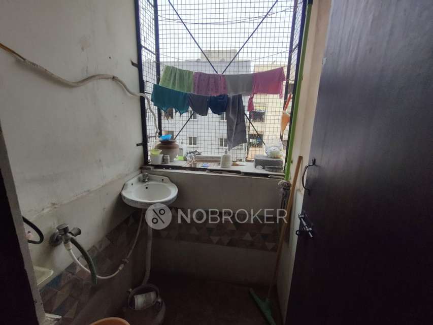 1 BHK Flat In Saanvi Elite Apartment  For Sale  In Boduppal Colony Road