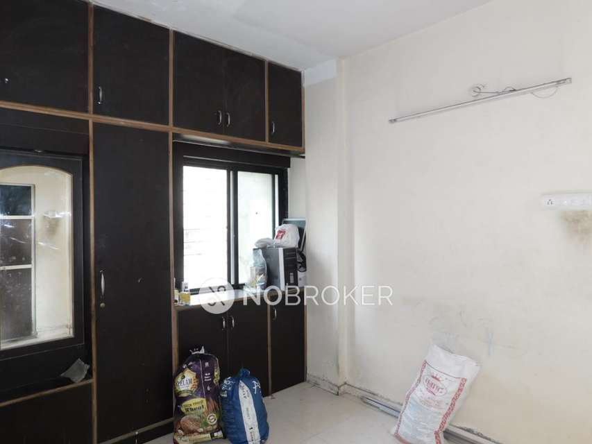 2 BHK Flat In Riddhi Siddhi Akriti Society for Rent  In  Chinchwad