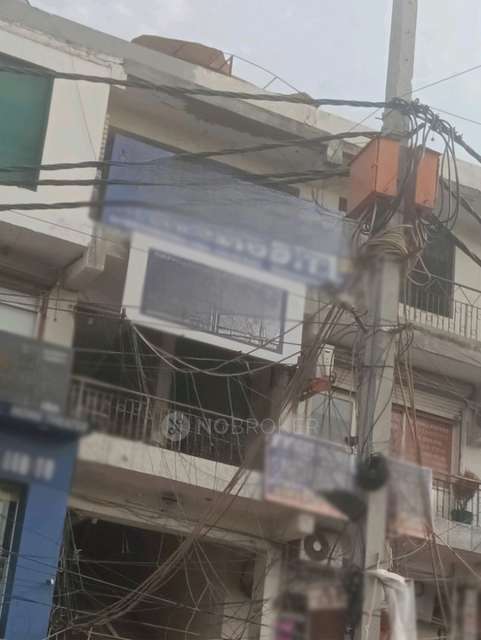 PG for Boys in Paschim Vihar