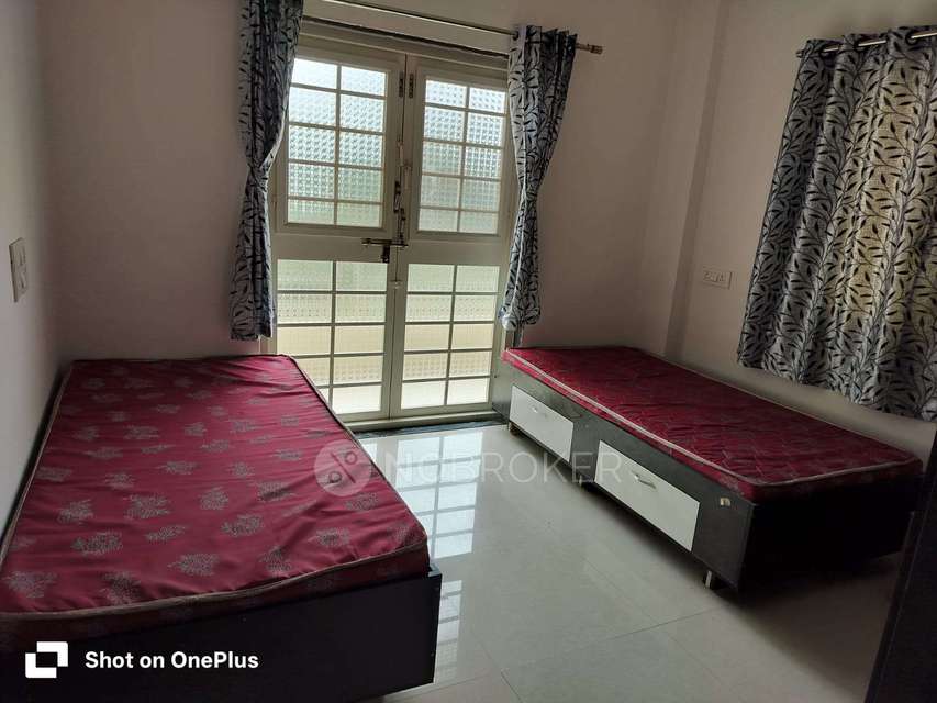 PG for Girls in  Loni Kalbhor