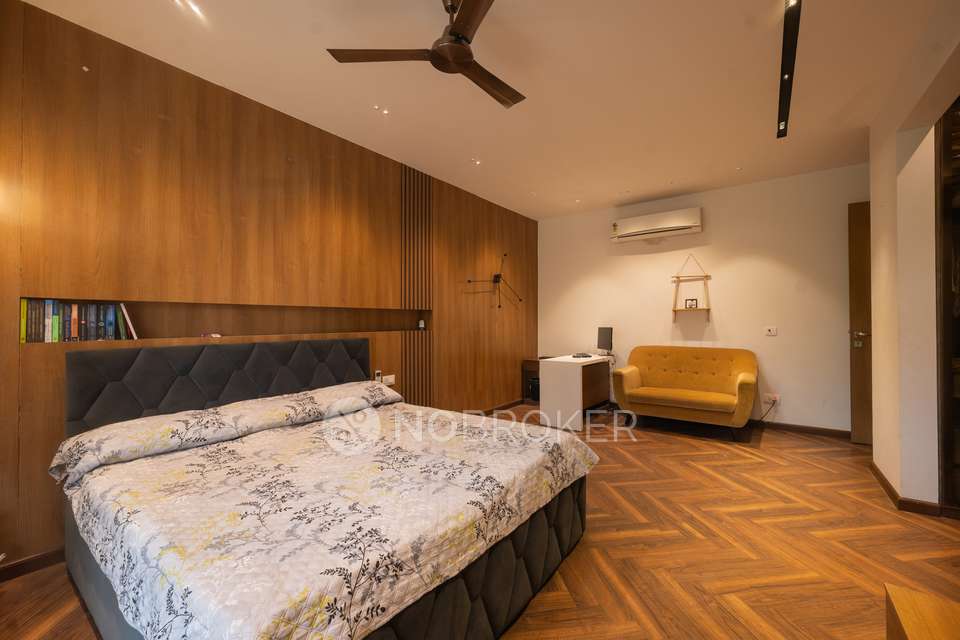 4+ BHK House For Sale  In Sector 24