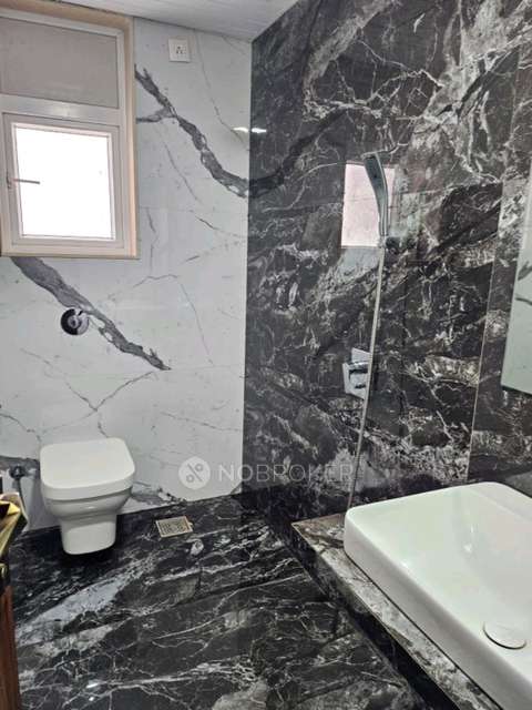 1 BHK Flat In Prima Upper East 97 For Sale  In Malad East