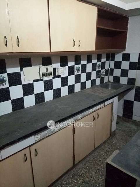 4+ BHK House For Sale  In Pursaiwakkam