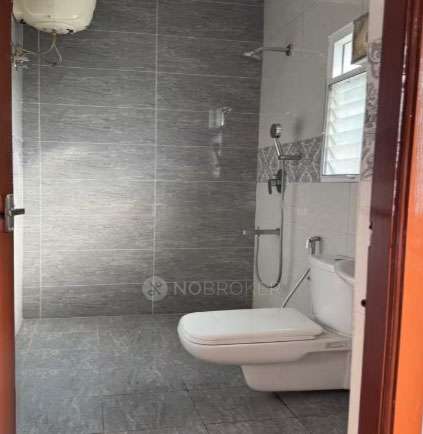 3 BHK Flat In Shrinivas Apartments, Nandanam For Sale  In D Silva Road