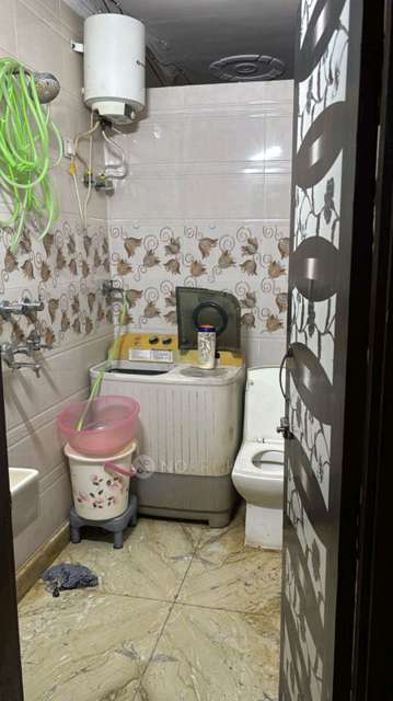 2 BHK Flat In Sb For Sale  In Shahdara
