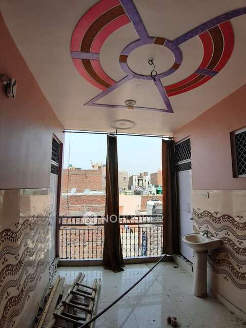 2 BHK Flat For Sale  In  Jahangirpuri 