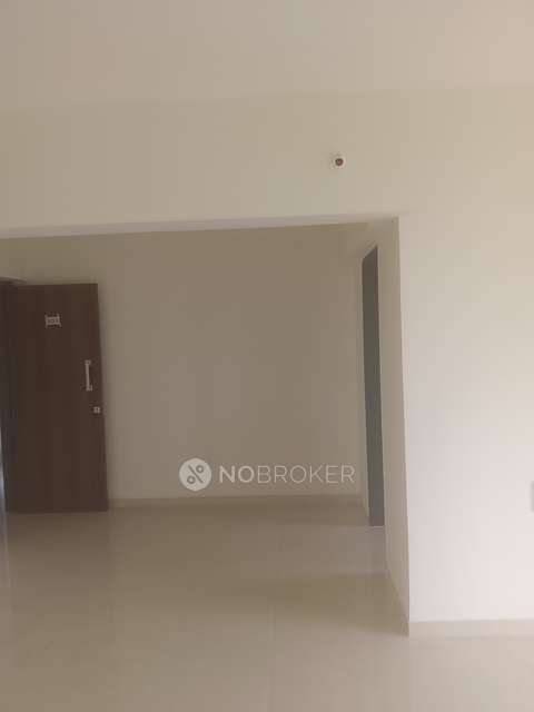 2 BHK Flat In Goyal Abhiramvoid For Sale  In Borivali West