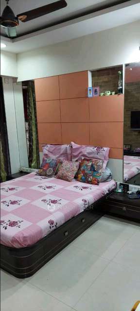 2 BHK Flat In Kingston Jewel For Sale  In Malad West