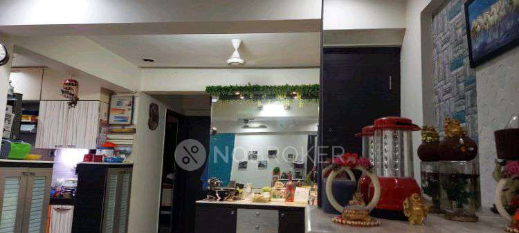 2 BHK Flat In Kingston Jewel For Sale  In Malad West