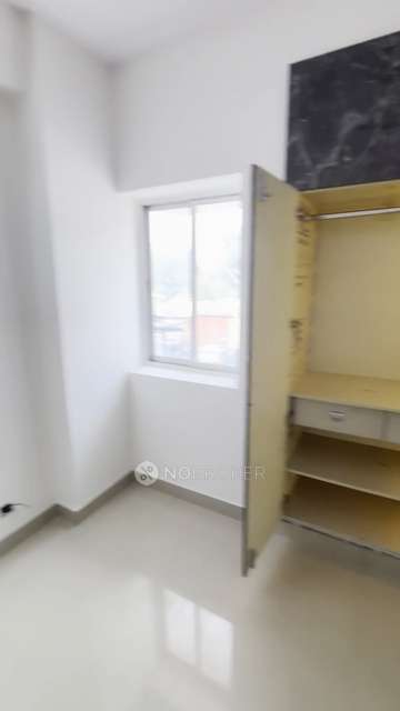 1 BHK Flat In Golf Course Condos, Sector 19 B Dwarka for Rent  In Dwarka